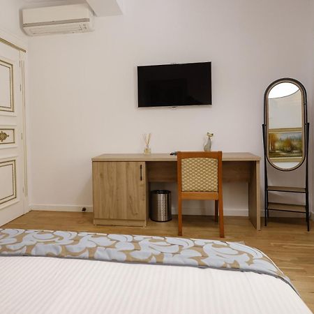 Vila Ferdinand Modern Rooms In Tirana'S Center Δωμάτιο φωτογραφία