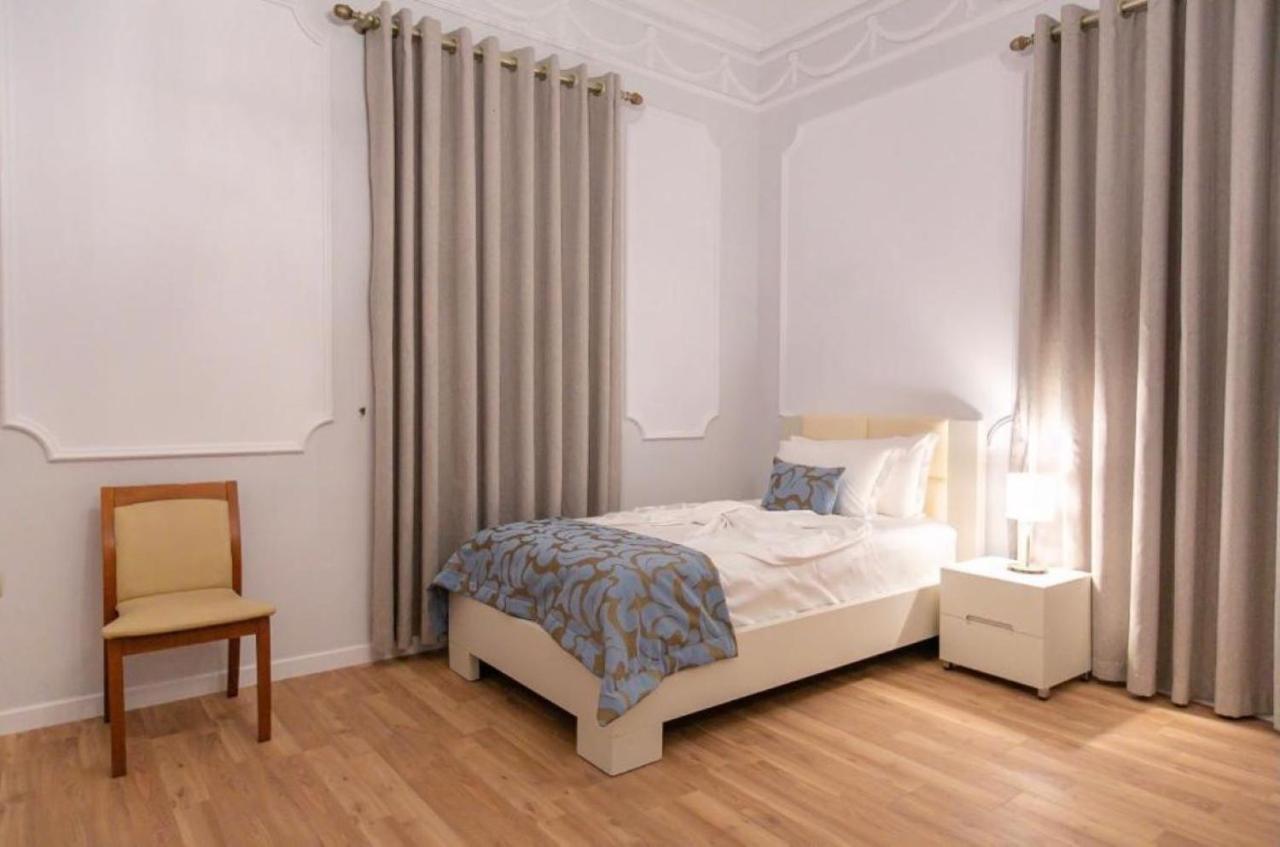 Vila Ferdinand Modern Rooms In Tirana'S Center Εξωτερικό φωτογραφία