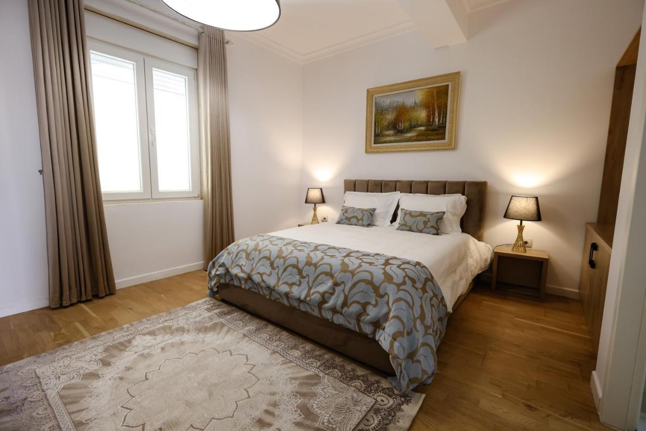 Vila Ferdinand Modern Rooms In Tirana'S Center Δωμάτιο φωτογραφία