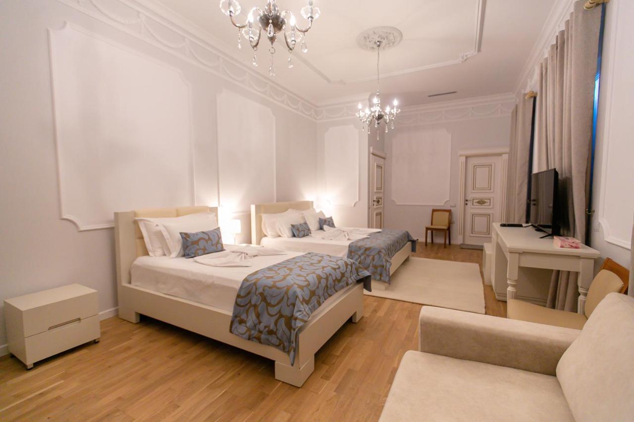 Vila Ferdinand Modern Rooms In Tirana'S Center Δωμάτιο φωτογραφία